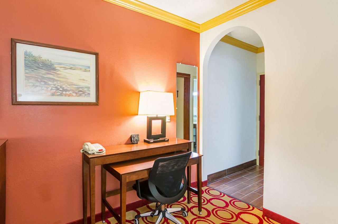 Quality Suites Lubbock Eksteriør bilde
